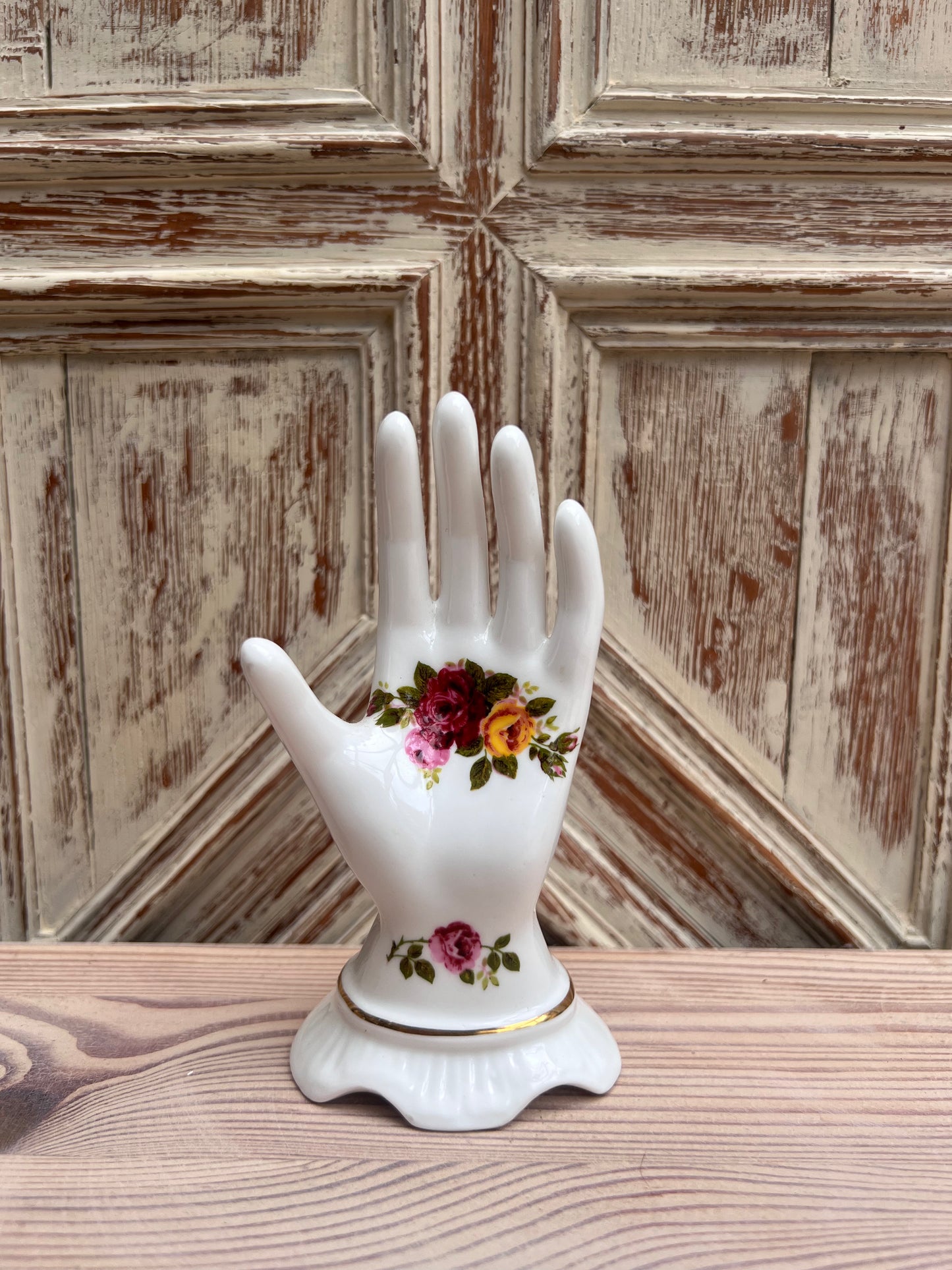 'Cottage Rose' bone china hand