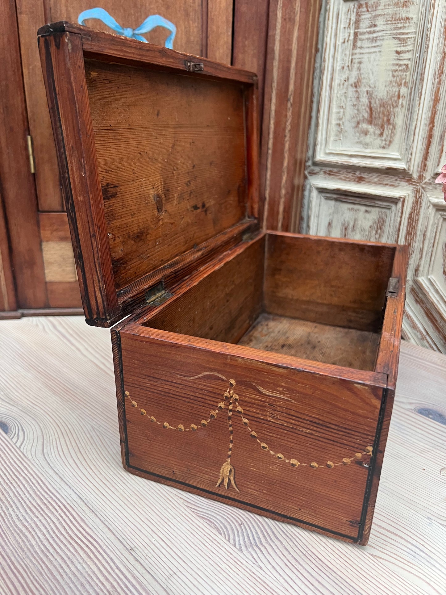 Hand Painted Tea Caddy Box