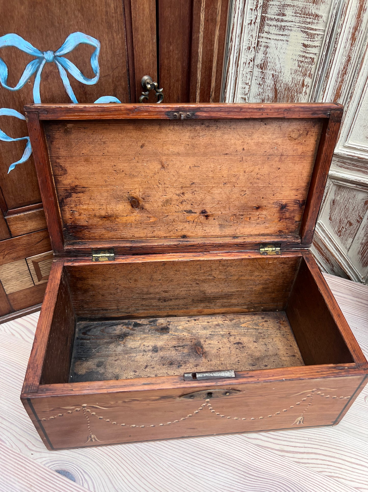 Hand Painted Tea Caddy Box